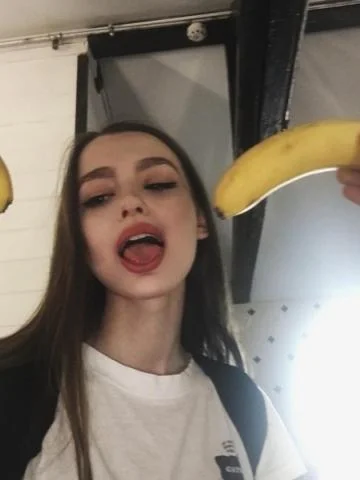 Моника